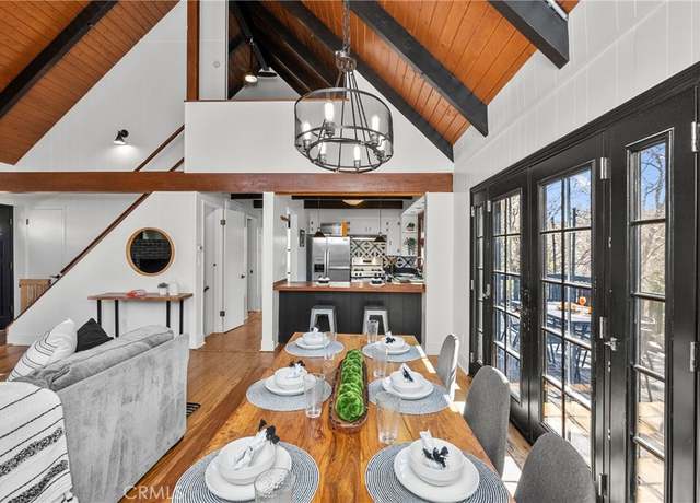 Property at 28886 Cedar Dr, Lake Arrowhead, CA 92352, 3 beds, 2.5 baths