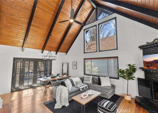 Property at 28886 Cedar Dr, Lake Arrowhead, CA 92352, 3 beds, 2.5 baths