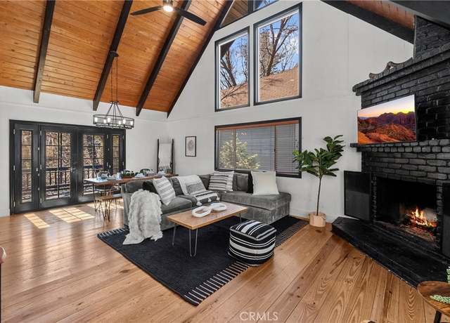 Property at 28886 Cedar Dr, Lake Arrowhead, CA 92352, 3 beds, 2.5 baths