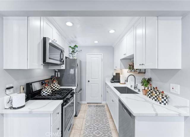 Property at 1344 Brentwood Cir Unit C, Corona, CA 92882, 2 beds, 2 baths