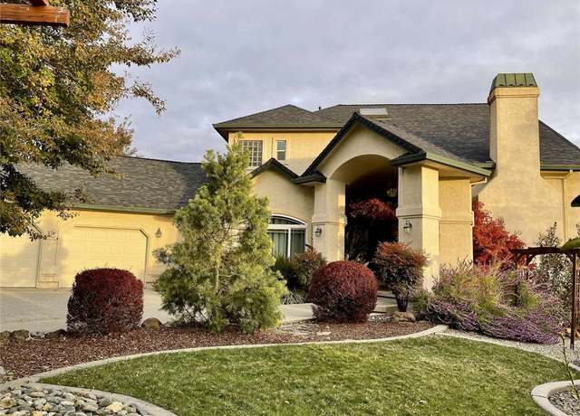 Property at 15223 Ledgewood Dr, Redding, CA 96001, 3 beds, 2.5 baths