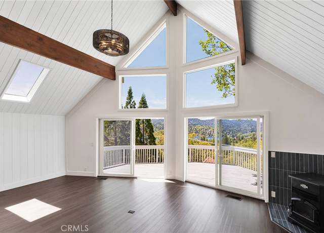 Property at 28720 Zion Dr, Lake Arrowhead, CA 92352, 4 beds, 3 baths