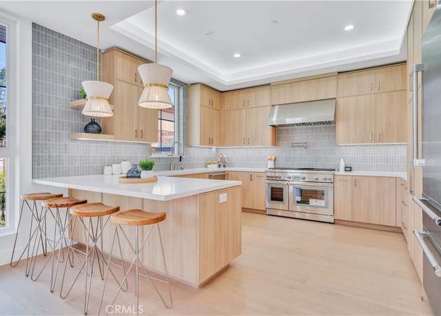 Property at 3202 Green Ln, Redondo Beach, CA 90278, 5 beds, 4.5 baths