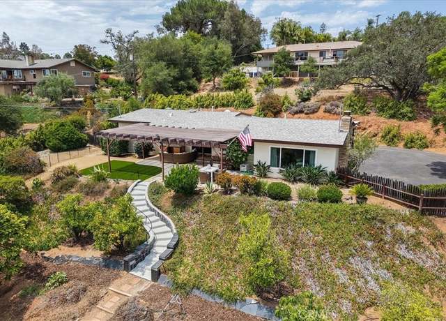 Property at 3057 Via Hermosa, Escondido, CA 92029, 3 beds, 2 baths