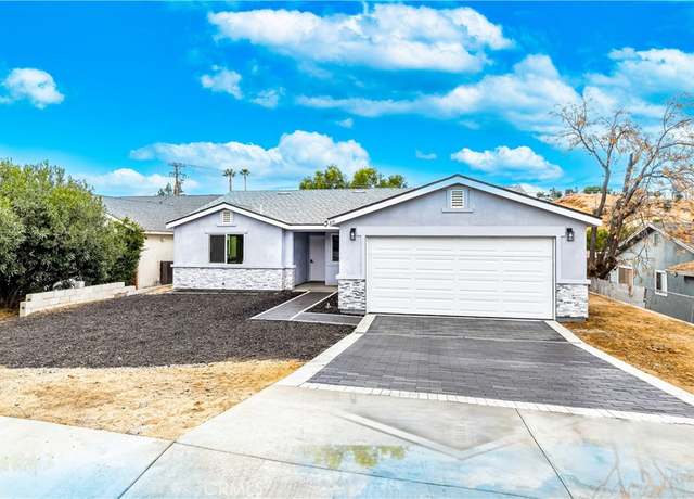 Property at 315 Davis St, Lake Elsinore, CA 92530, 3 beds, 2 baths