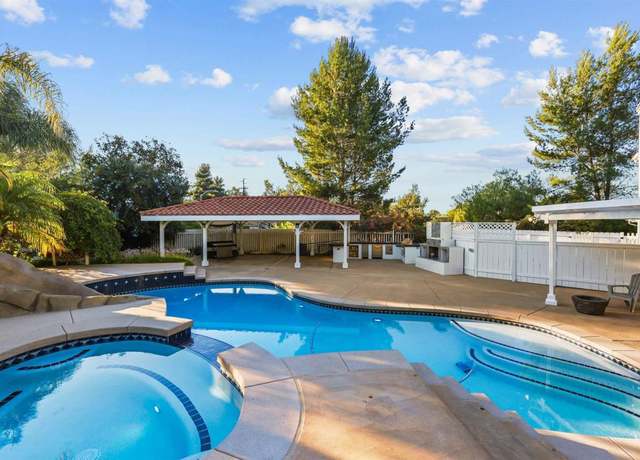 Property at 15696 Oakstand Rd, Poway, CA 92064, 5 beds, 3 baths