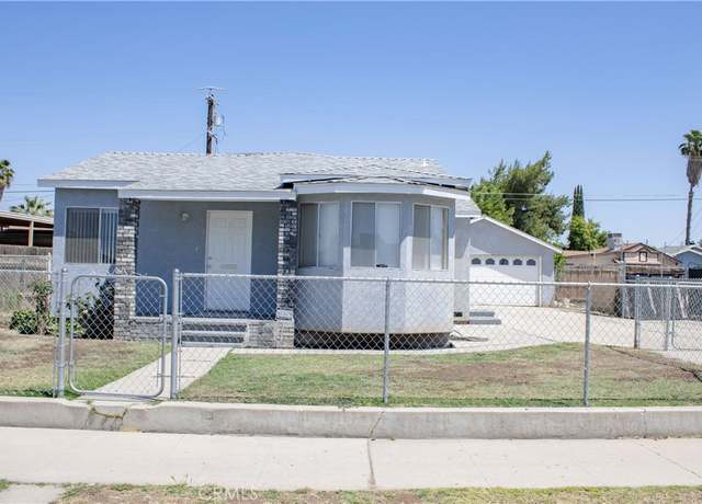 Property at 812 Wilson Ave, Bakersfield, CA 93308, 3 beds, 2 baths