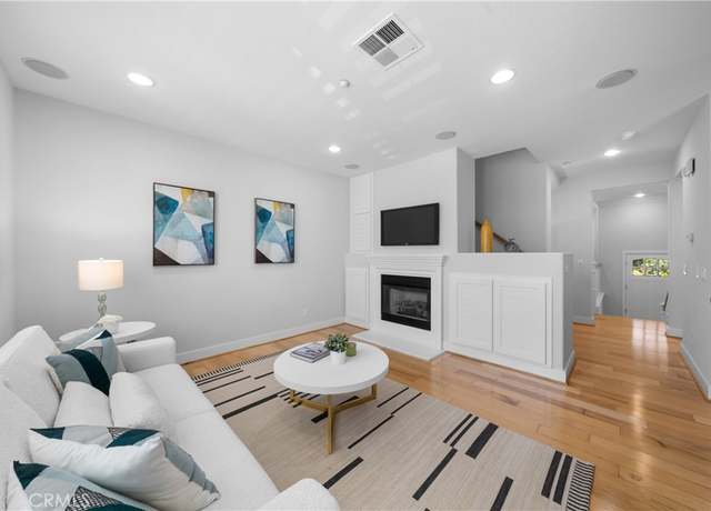 Property at 6011 Dawn Crk #7, Playa Vista, CA 90094, 3 beds, 2.5 baths