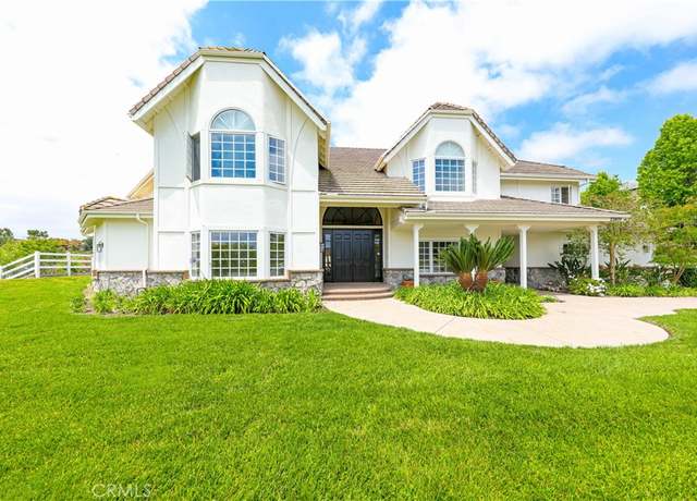 Property at 23801 Via Roble, Coto De Caza, CA 92679, 5 beds, 5 baths