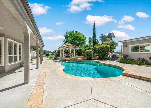 Property at 32875 Galleano Ave, Winchester, CA 92596, 4 beds, 3.5 baths