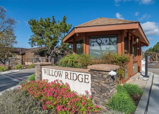 Property at 2512 E Willow St E #203, Signal Hill, CA 90755, 2 beds, 2 baths
