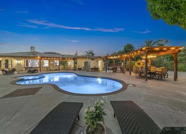 Property at 1508 Sequoia Ln, Vista, CA 92081, 4 beds, 5.5 baths