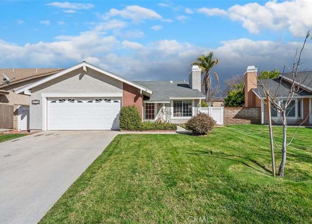 Property at 27718 Hyssop Ln, Saugus, CA 91350, 3 beds, 2 baths