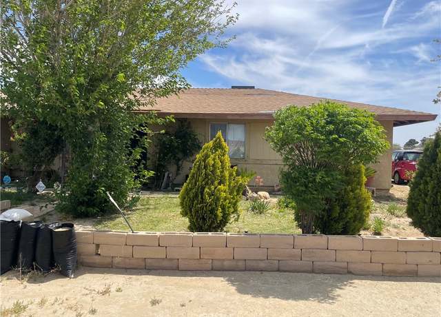 Property at 40964 156th St E, Lancaster, CA 93535, 3 beds, 2 baths