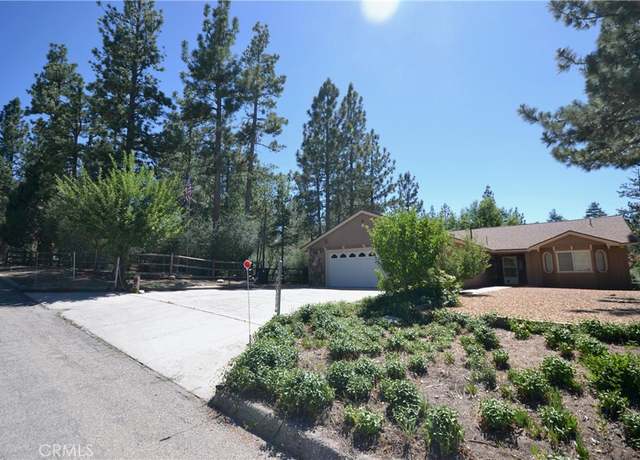 Property at 899 McAlister Rd, Big Bear, CA 92314, 4 beds, 4 baths