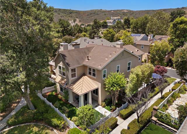 Property at 6 Devens Way, Ladera Ranch, CA 92694, 4 beds, 2.5 baths