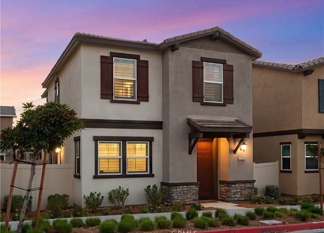 Property at 27555 Antelope Dr, Canyon Country, CA 91387, 3 beds, 2.5 baths