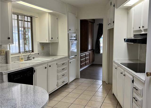 Property at 44548 Woodrow Way, Hemet, CA 92544, 2 beds, 2 baths