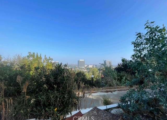 Property at 4418 Woodley Ave, Encino, CA 91436, 6 beds, 4 baths