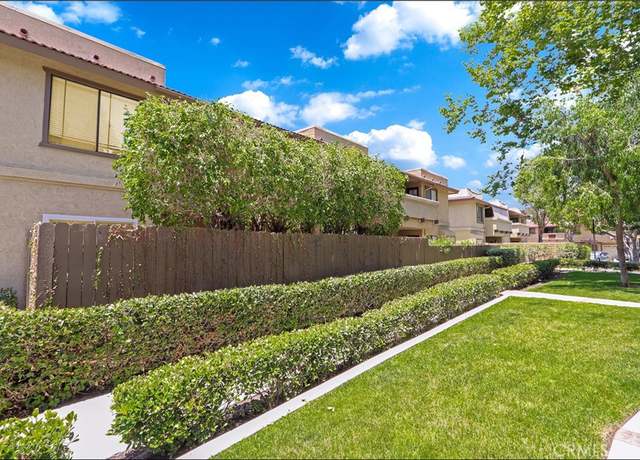 Property at 21312 Tupelo Ln, Lake Forest, CA 92630, 2 beds, 2 baths