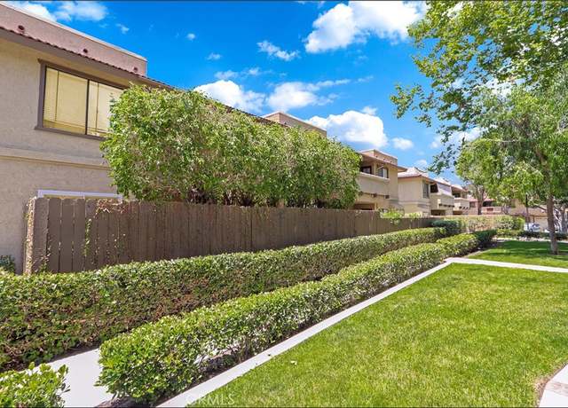 Property at 21312 Tupelo Ln, Lake Forest, CA 92630, 2 beds, 2 baths