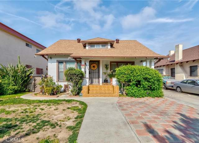 Property at 1643 4th Ave, Los Angeles, CA 90019, 2 beds, 1.5 baths