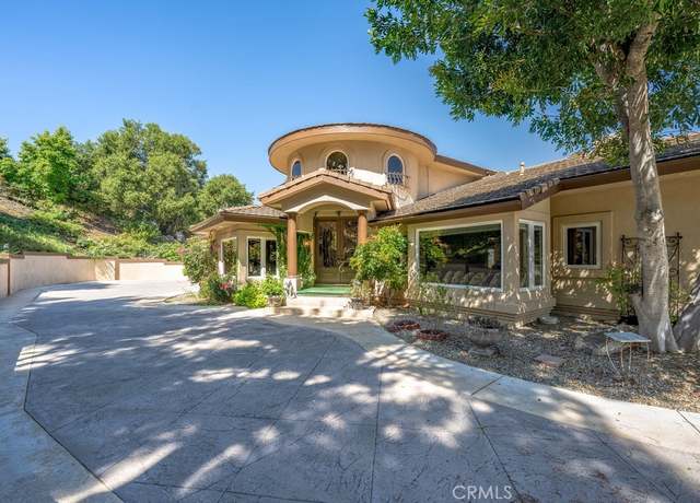 Property at 371 Donlin Ln, Newbury Park, CA 91320, 4 beds, 3.5 baths