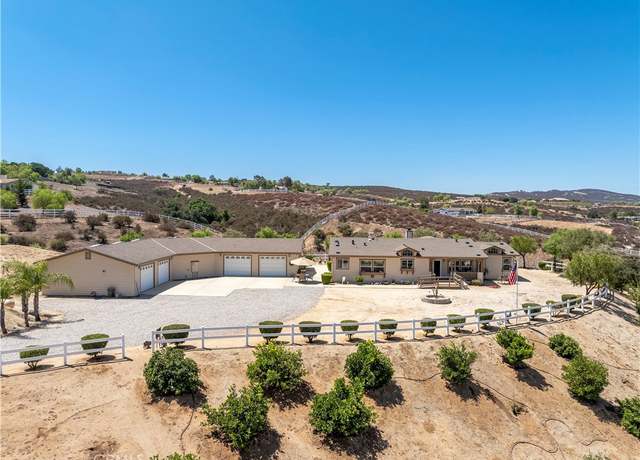 Property at 39597 Calle Escalona, Temecula, CA 92592, 4 beds, 2 baths