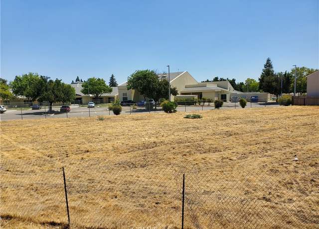 Property at 5044 E Alta Ave, Fresno, CA 93727