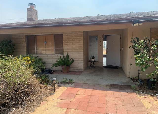 Property at 25231 Fran Lou Dr, Moreno Valley, CA 92557, 5 beds, 2 baths