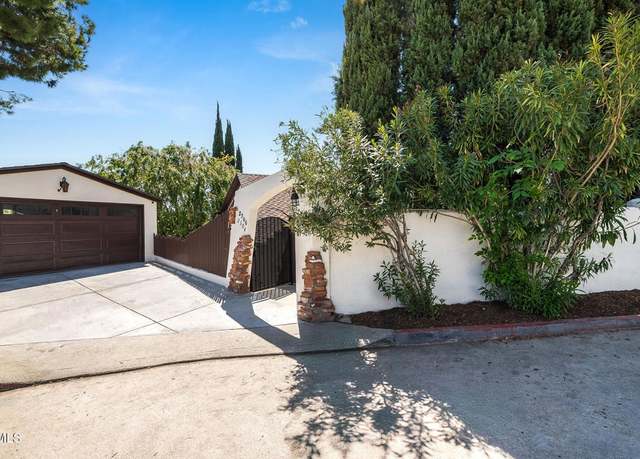 Property at 2306 Effie St, Los Angeles, CA 90026, 3 beds, 4 baths