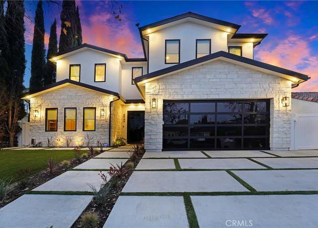 Property at 4949 Petit Ave, Encino, CA 91436, 6 beds, 6.5 baths