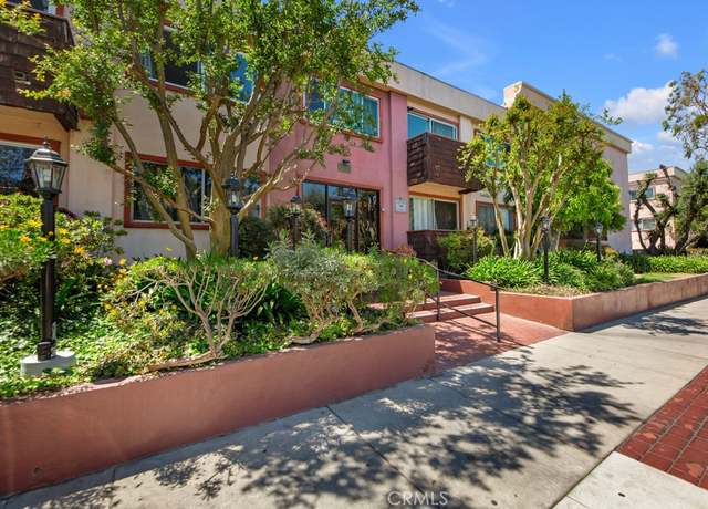 Property at 5349 Newcastle Ave #42, Encino, CA 91316, 1 bed, 1 bath