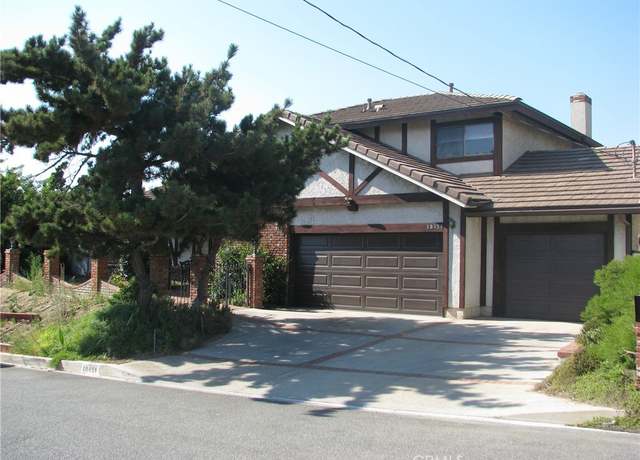 Property at 10451 Ormond St, Shadow Hills, CA 91040, 3 beds, 2.5 baths