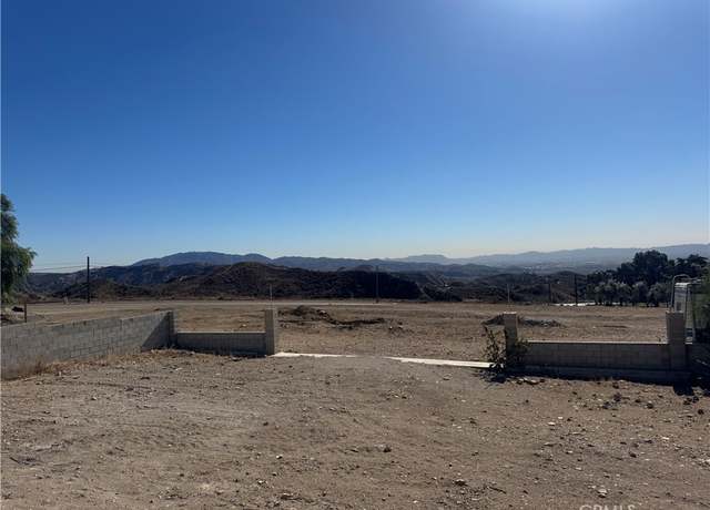 Property at 11252 Barca Dr, Sylmar, CA 91342