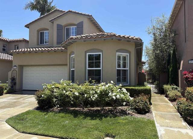 Property at 6779 Palermi Pl, Carlsbad, CA 92011, 3 beds, 2.5 baths