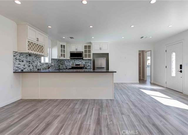 Property at 8812 Laurel Canyon Blvd, Sun Valley, CA 91352, 4 beds, 3 baths