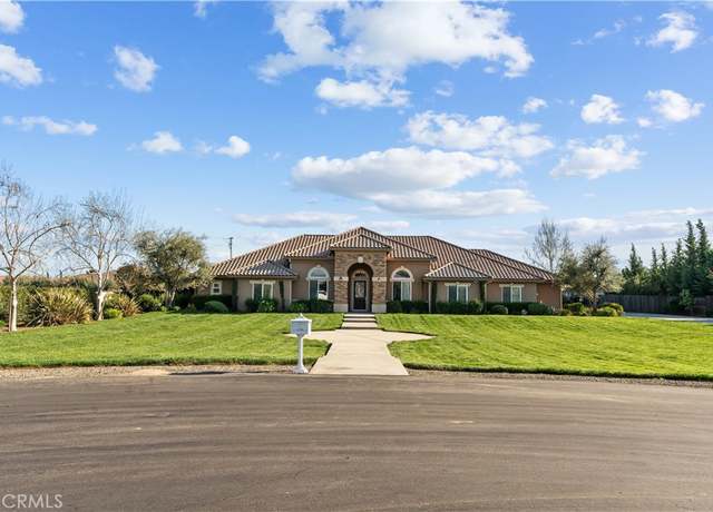 Property at 13765 Serrano Pl, Hanford, CA 93230, 5 beds, 3.5 baths