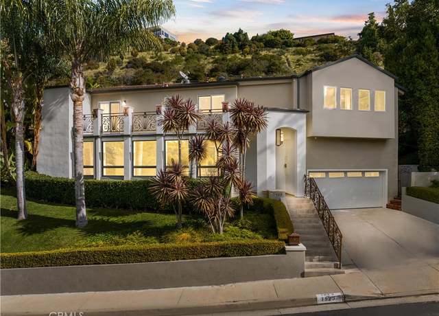 Property at 7923 Electra Dr, Los Angeles, CA 90046, 4 beds, 4.5 baths