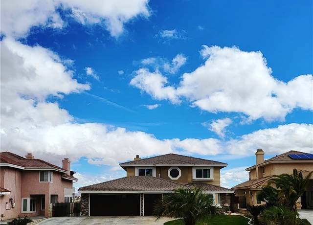Property at 13605 Sierra Vista Dr, Victorville, CA 92395, 3 beds, 2.5 baths