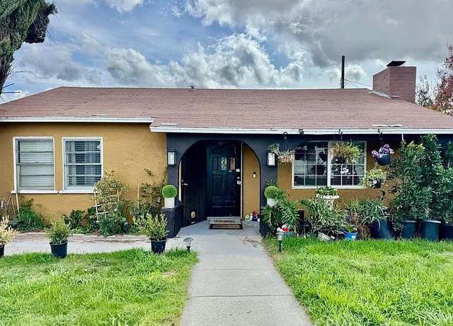 Property at 2356 W Hays St, Banning, CA 92220, 2 beds, 1 bath
