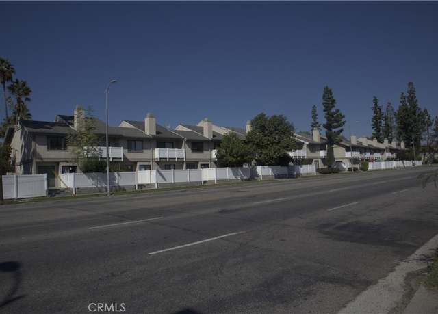 Property at 8341 De Soto Ave #10, Canoga Park, CA 91304, 3 beds, 3 baths