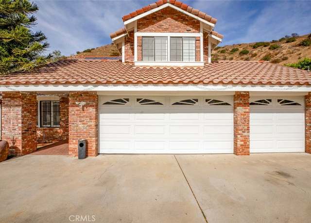 Property at 9653 La Tuna Canyon Rd, Sun Valley, CA 91352, 4 beds, 3 baths