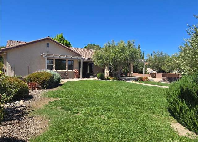 Property at 2270 Del Sol Pl, Paso Robles, CA 93446, 4 beds, 3.5 baths
