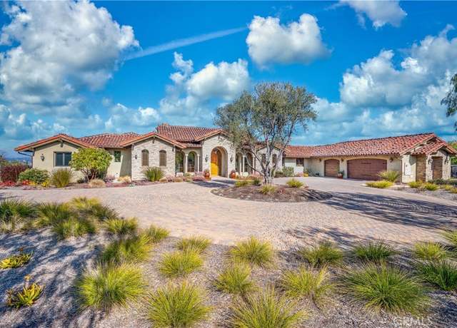 Property at 6020 Lake Vista Dr, Bonsall, CA 92003, 3 beds, 3.5 baths