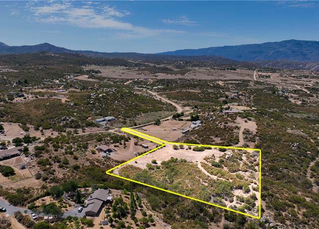 Property at 1040 Rolling Hills Dr, Aguanga, CA 92536