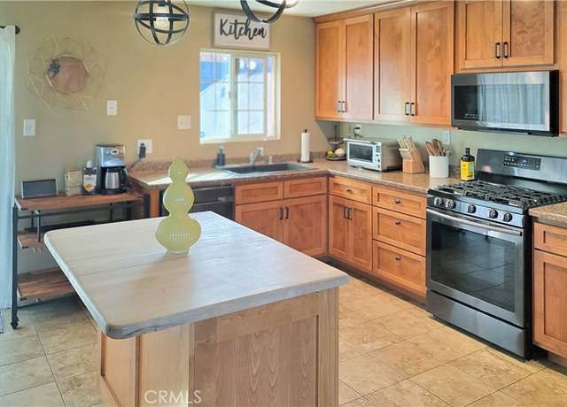 Property at 1240 E Navajo St, Barstow, CA 92311, 3 beds, 2 baths