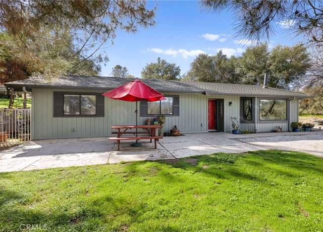 Property at 31772 Comanche Rd, Coarsegold, CA 93614, 2 beds, 2 baths