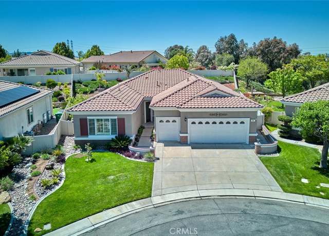 Property at 935 Monarch Ct, Beaumont, CA 92223, 2 beds, 2.5 baths