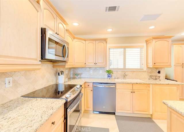 Property at 3242 San Amadeo Unit 2D, Laguna Woods, CA 92637, 3 beds, 2 baths